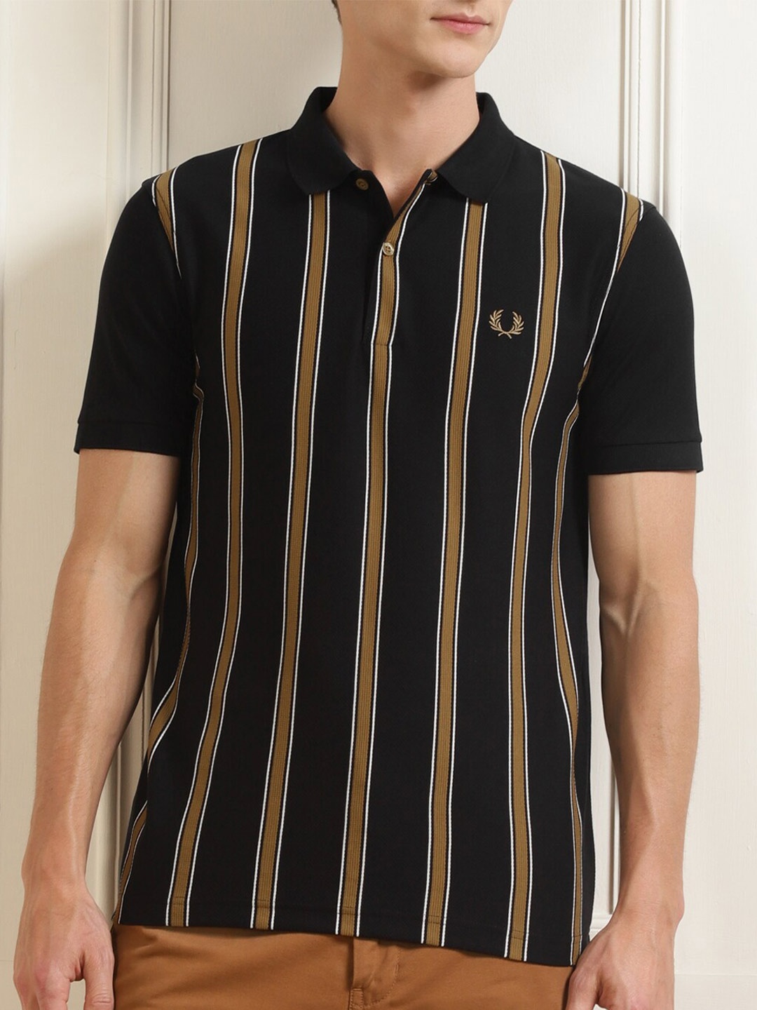 

Fred Perry Men Black Striped Mandarin Collar T-shirt