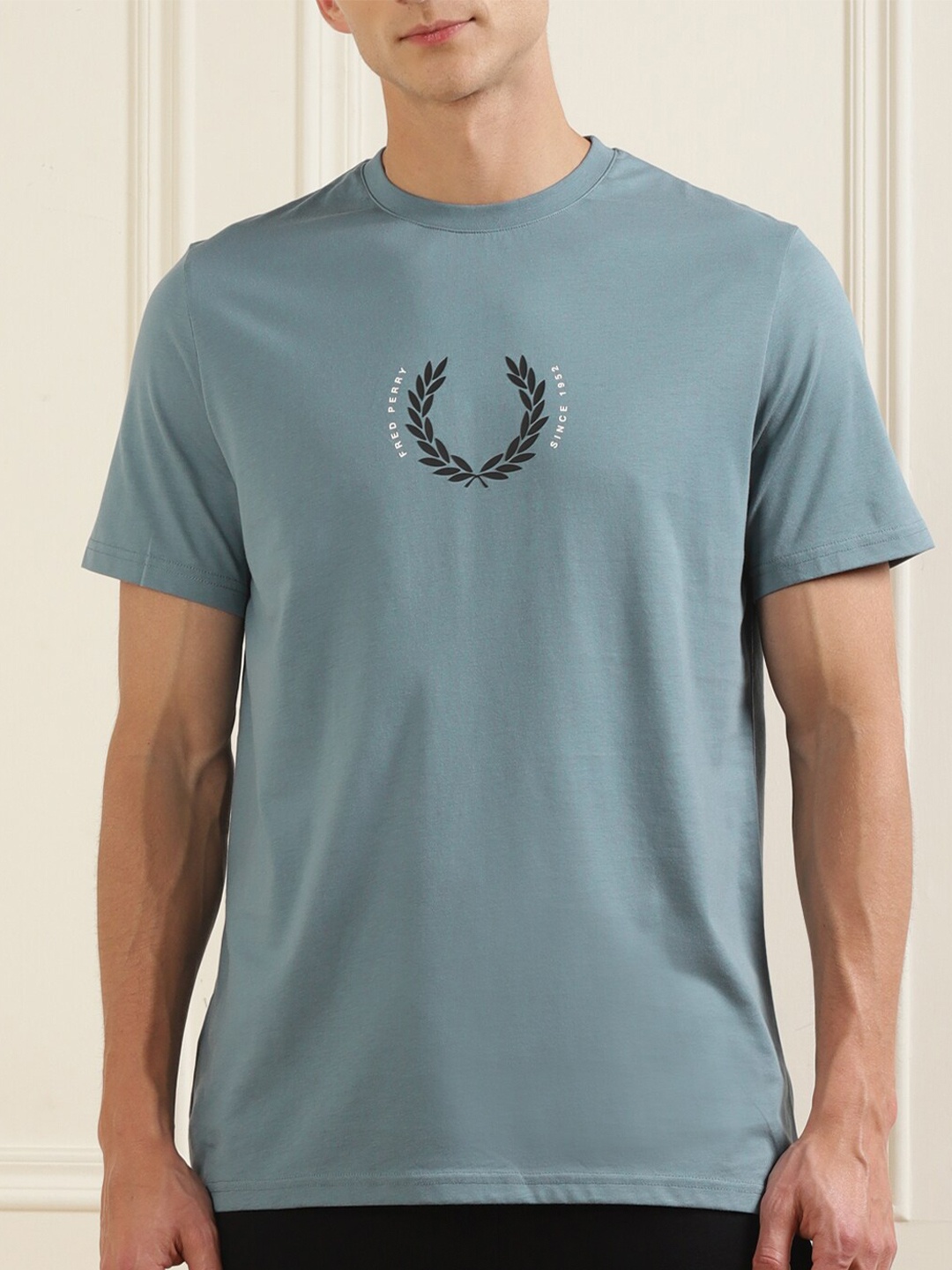 

Fred Perry Men Blue Typography High Neck Drop-Shoulder Sleeves T-shirt