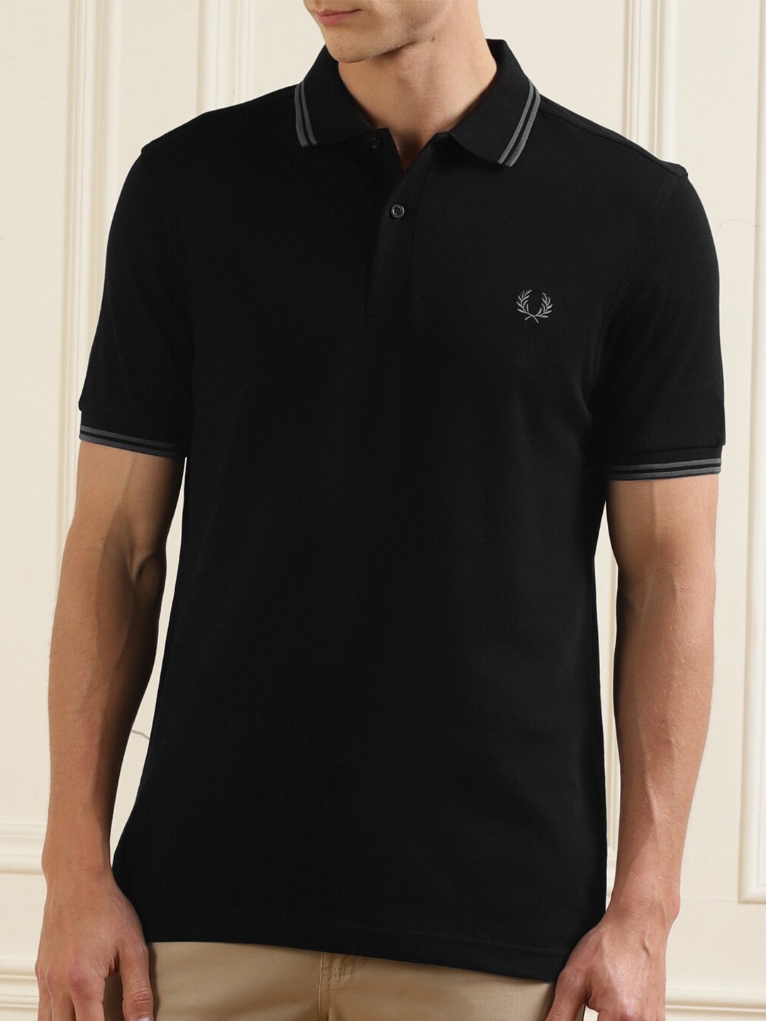 

Fred Perry Men Black Polo Collar Applique T-shirt