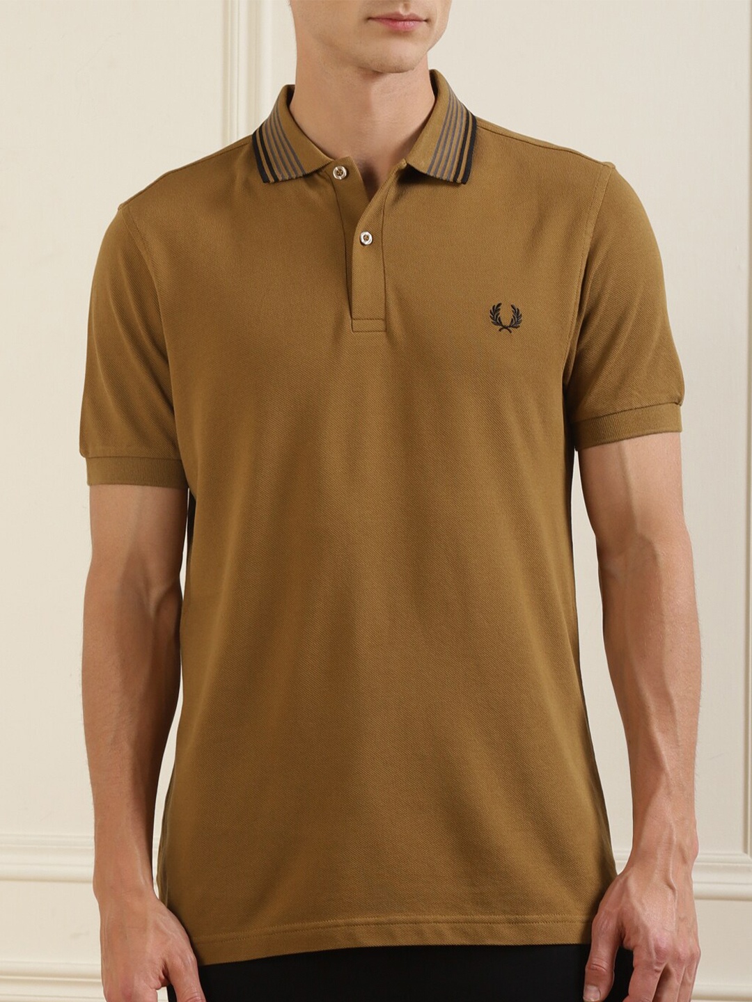 

Fred Perry Men Brown Polo Collar Applique T-shirt
