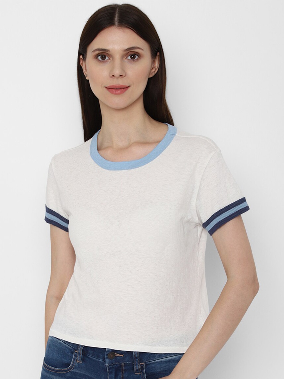 

AMERICAN EAGLE OUTFITTERS Women White T-shirt