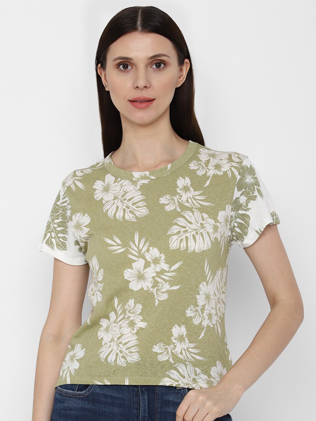 

AMERICAN EAGLE OUTFITTERS Women Green Floral Printed Extended Sleeves T-shirt
