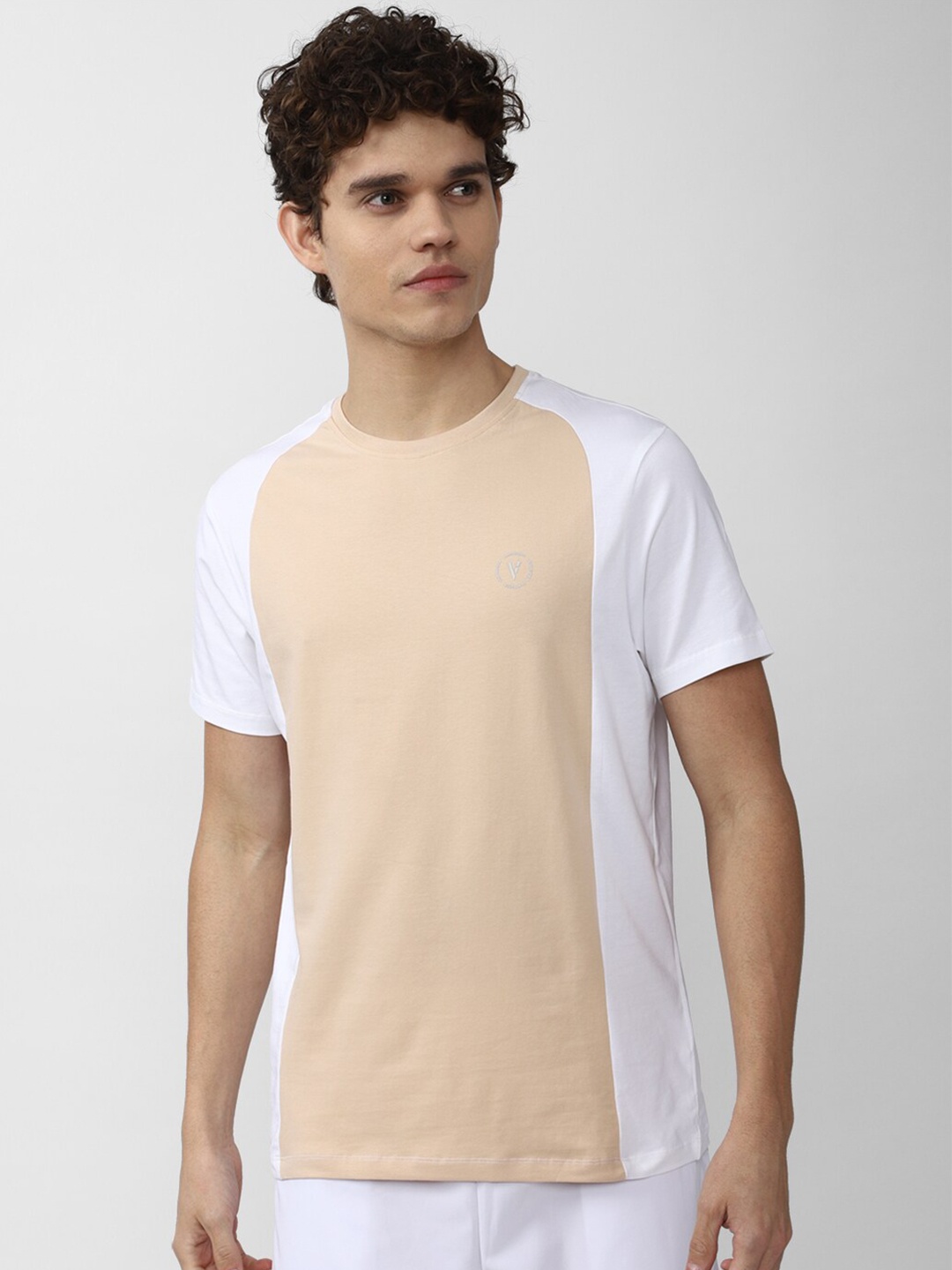 

Van Heusen Flex Men Colourblocked Slim Fit Yoga T-shirt, Peach