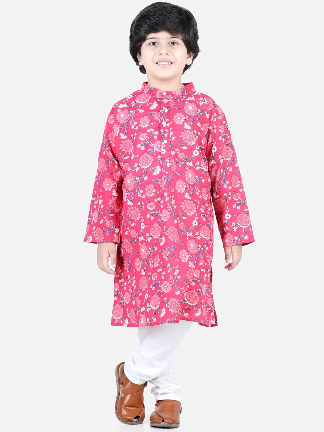 

AWW HUNNIE Boys Pink Printed Pure Cotton Kurta with Pyjamas