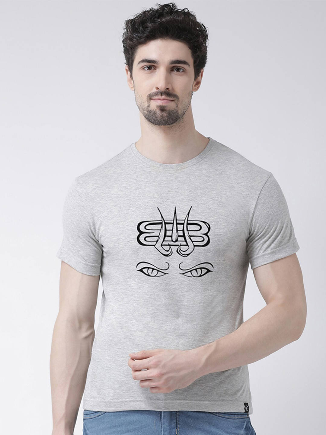 

Friskers Men Grey Typography Printed Raw Edge T-shirt