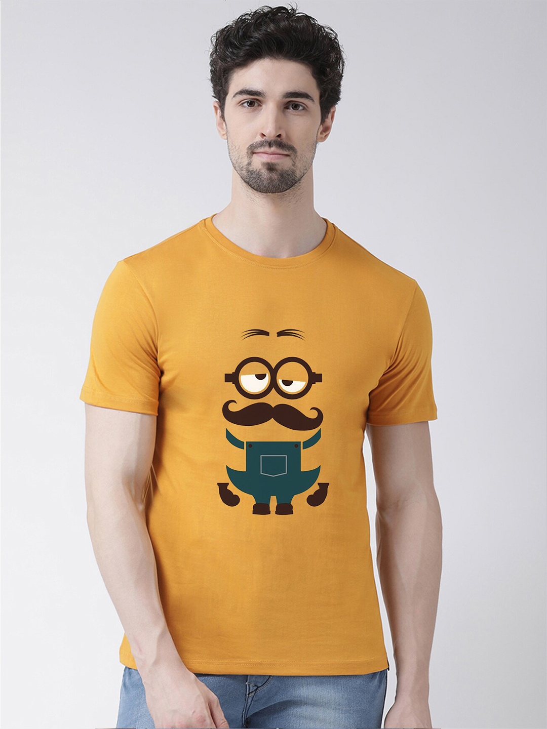 

Friskers Men Gold-Toned Printed Applique T-shirt