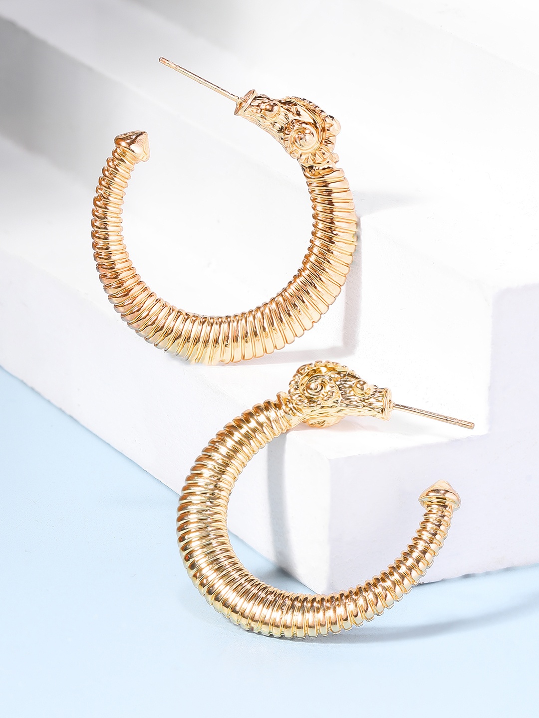 

TOKYO TALKIES X rubans FASHION ACCESSORIES Gold Plated Hoop Earrings