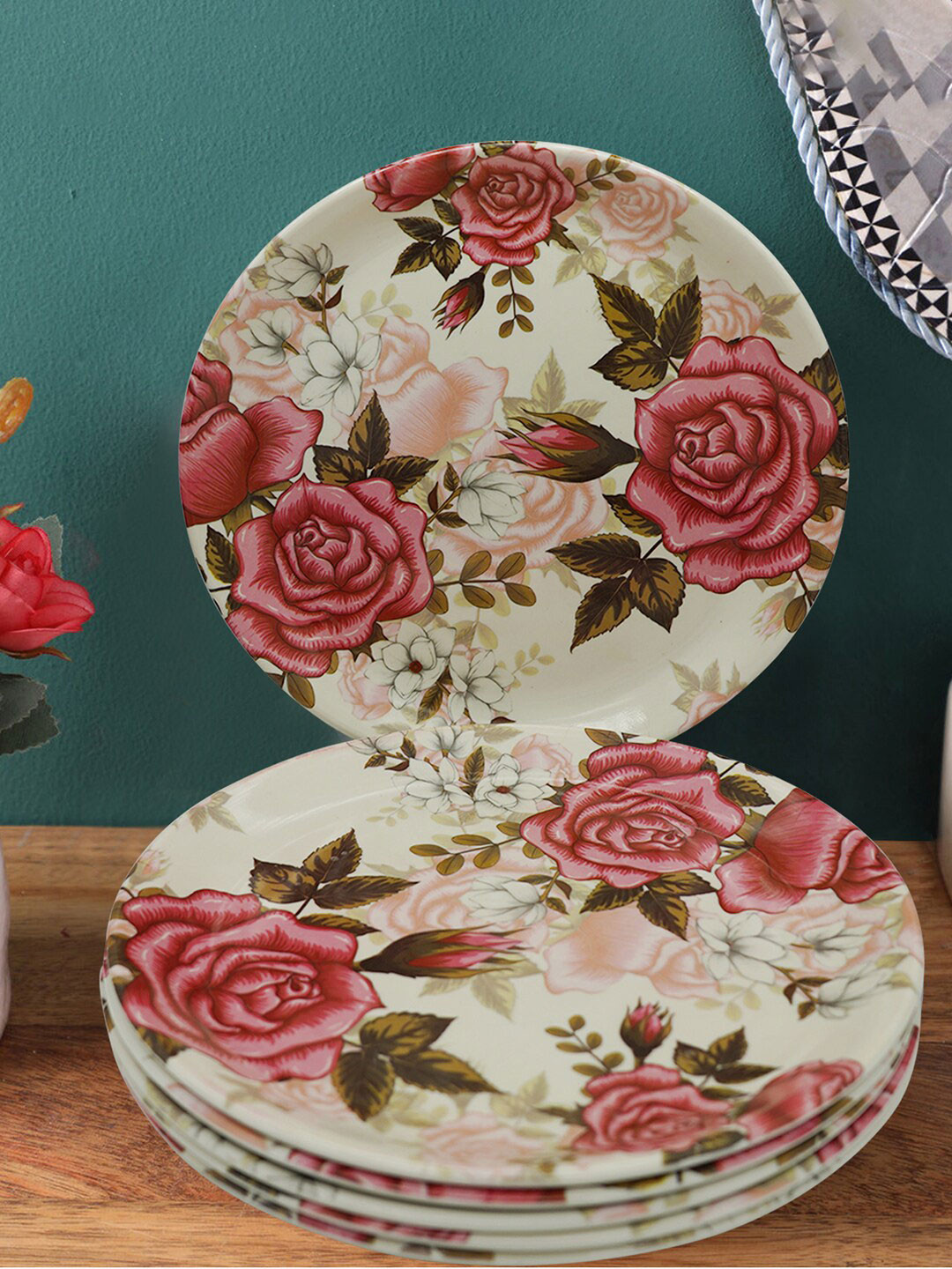 

Gallery99 White & Pink 6 Pieces Floral Printed Melamine Glossy Plates