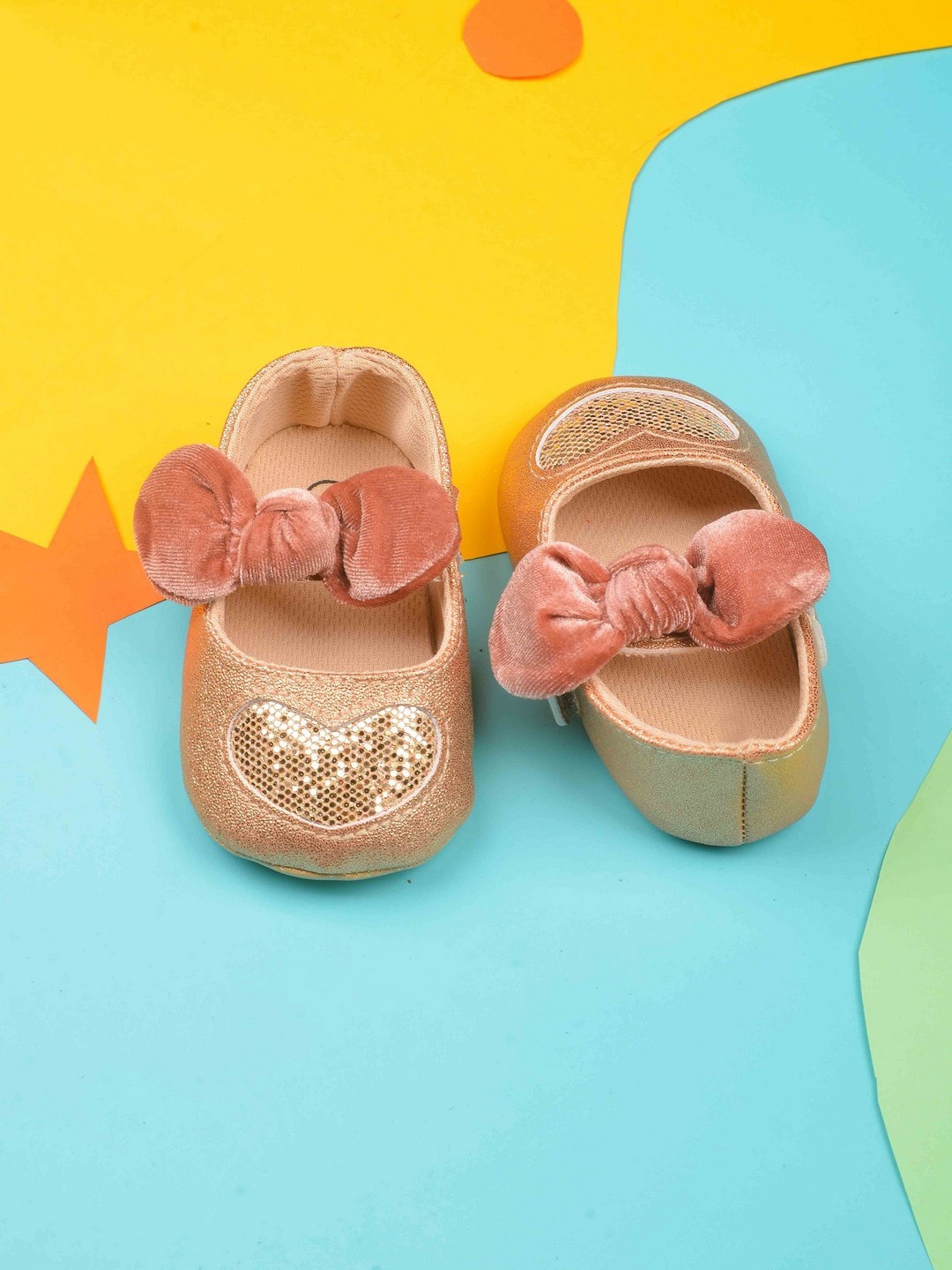 

POPLINS Infant Girl Rose Solid Cotton Booties With Bows