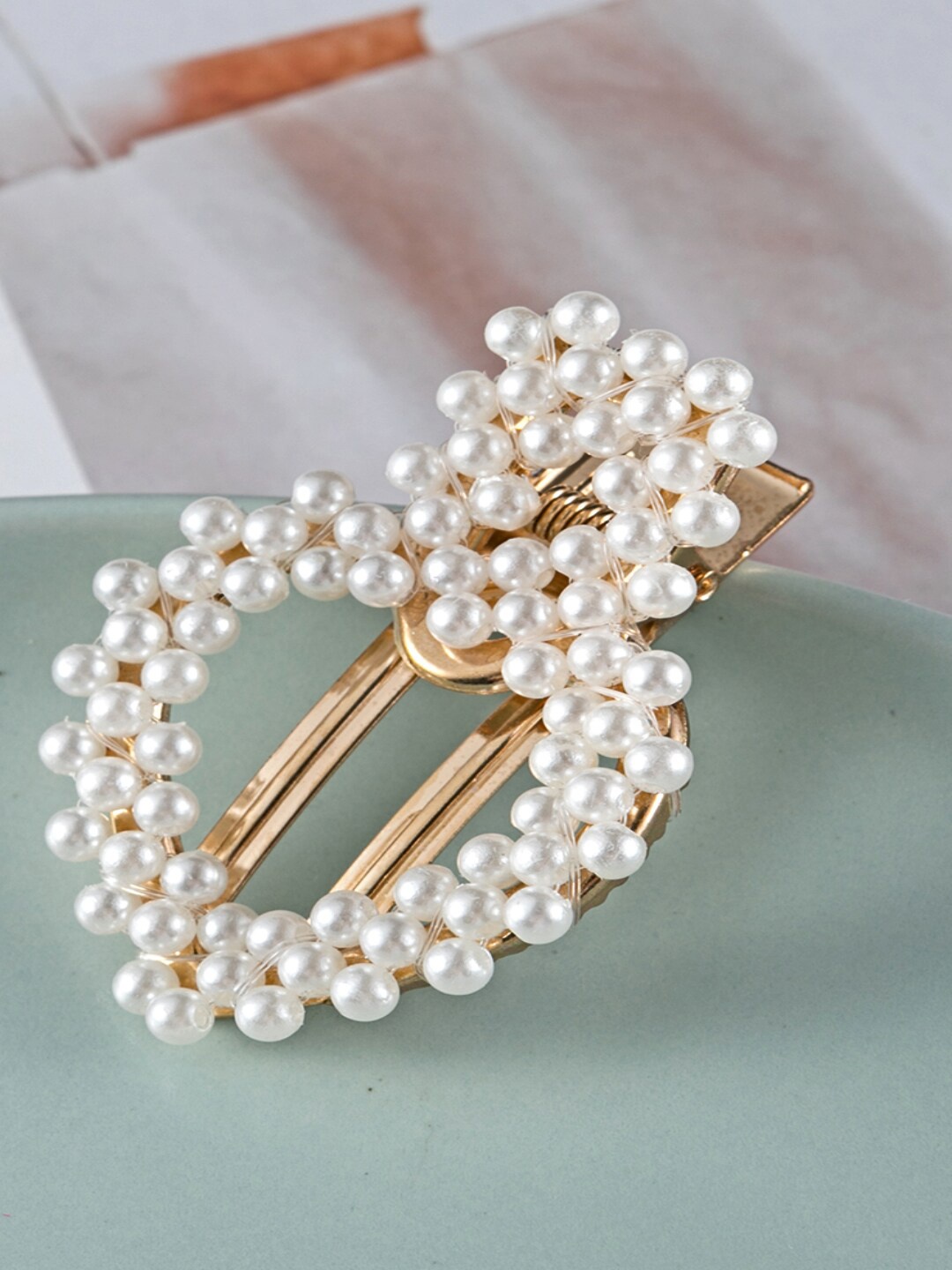 

Proplady Women Gold-Toned & White Embellished Alligator Hair Clip