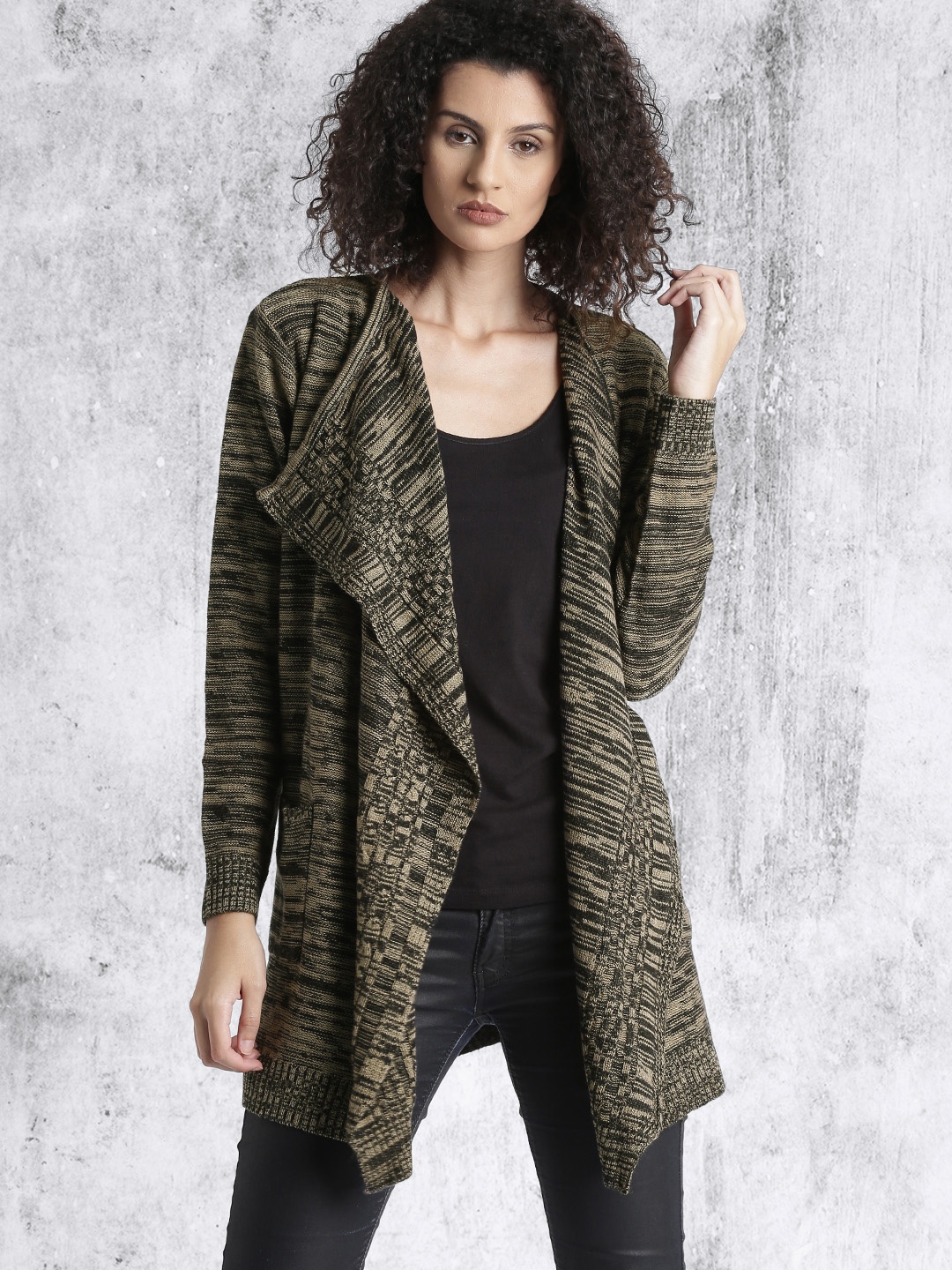

Roadster Women Black & Beige Self Design Front-Open