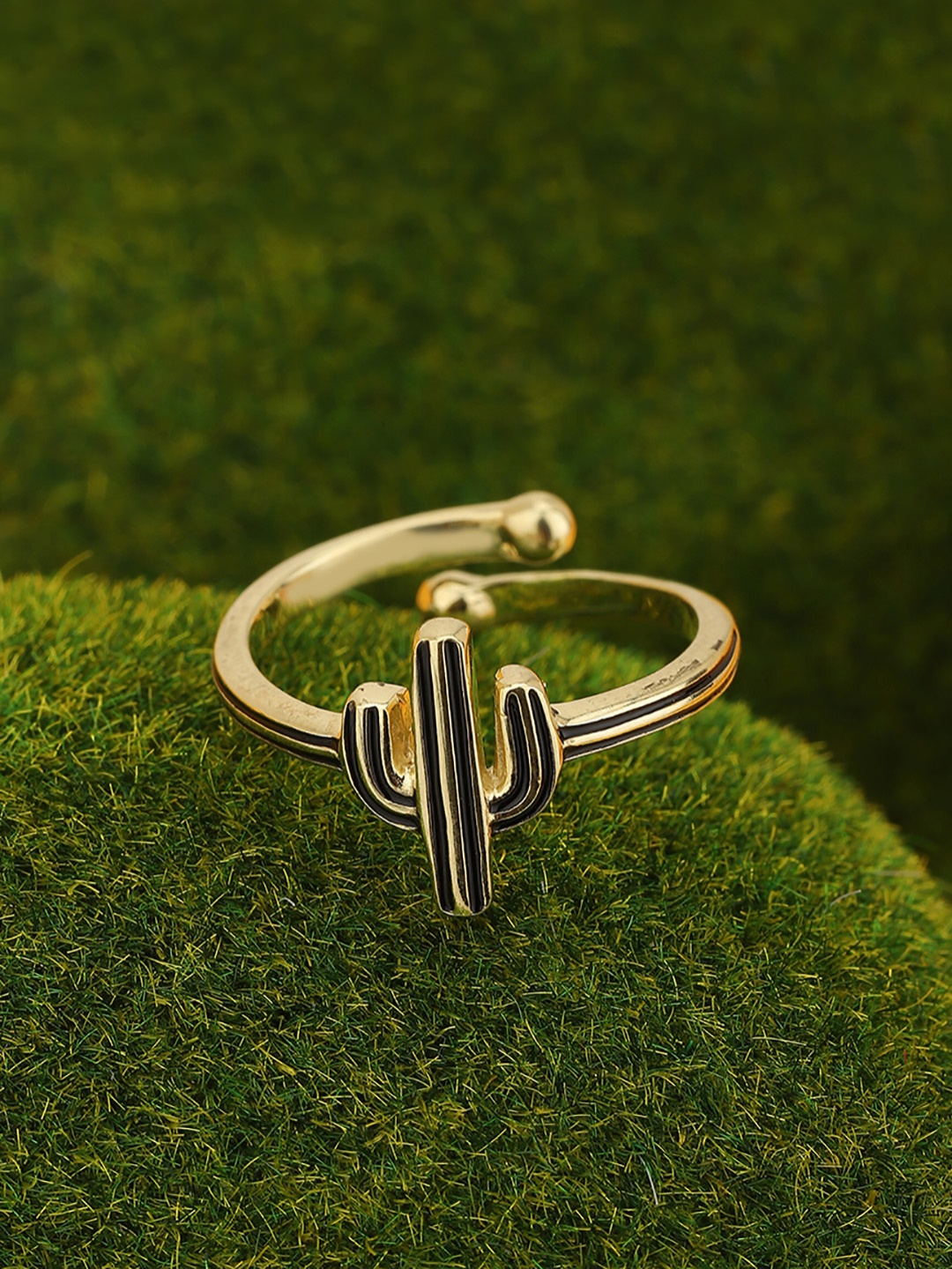 

Carlton London Gold-Plated & Black Adjustable Ring