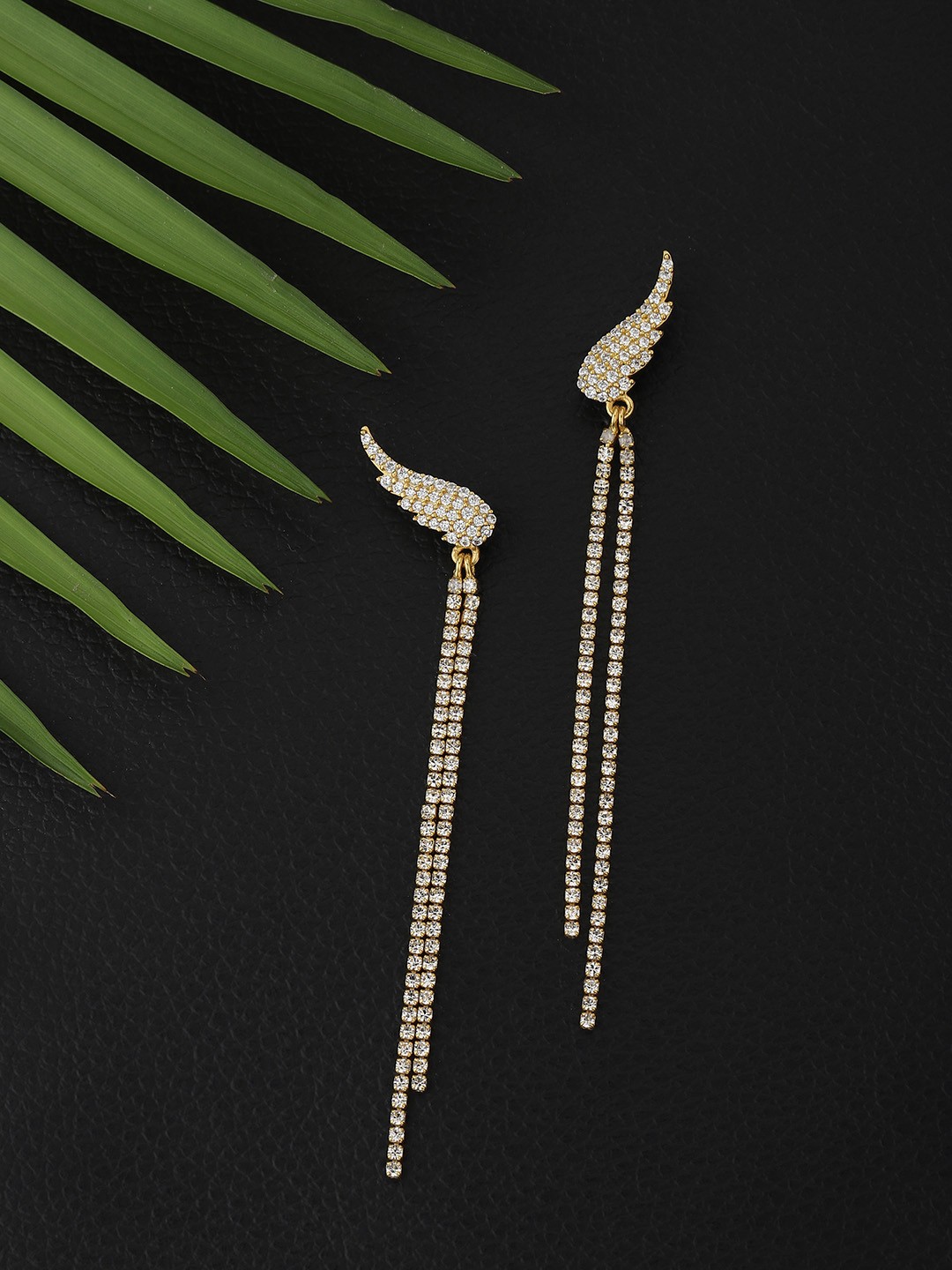 

Carlton London Gold-Toned Leaf Shaped Drop Earrings
