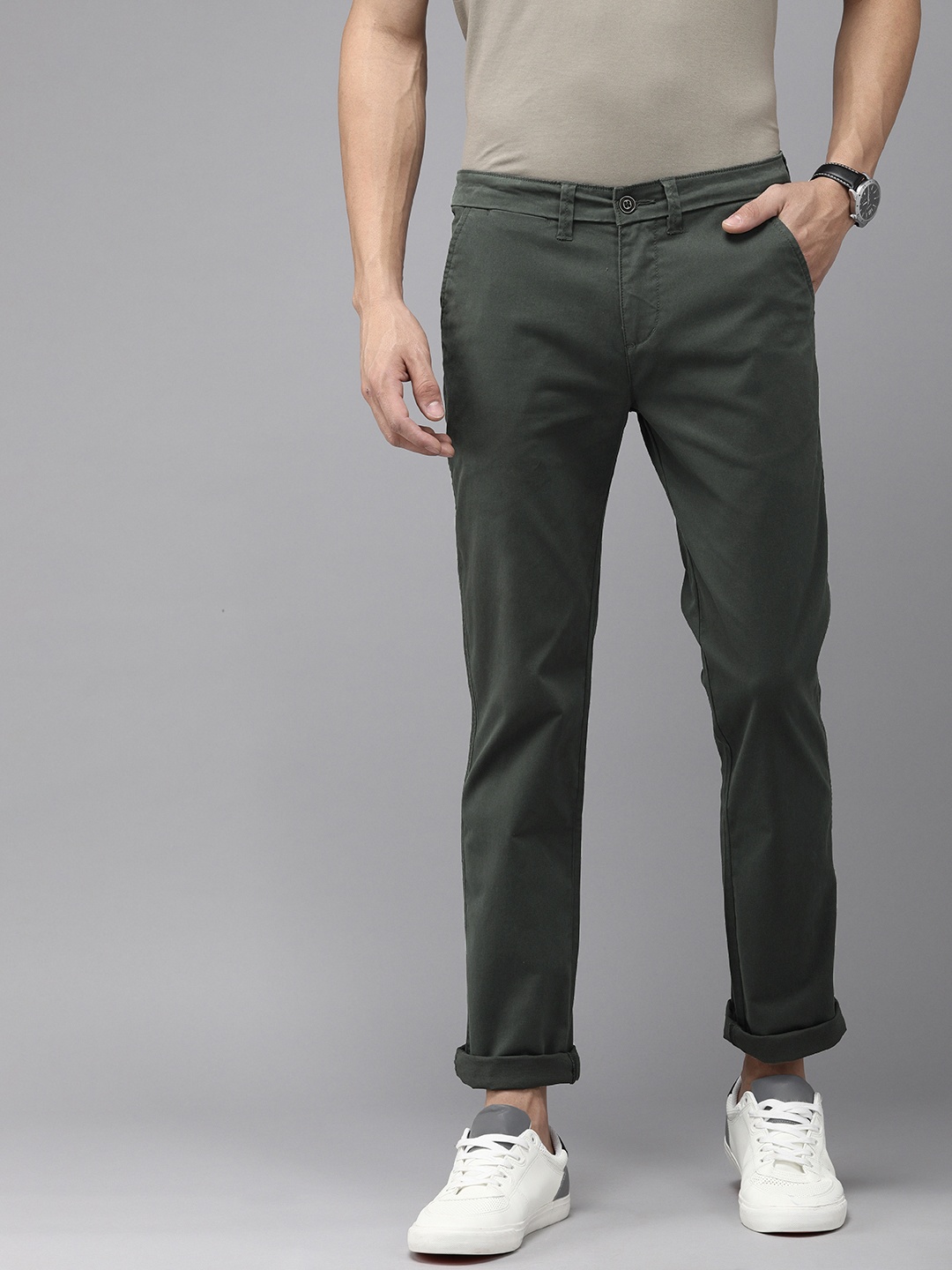 

Pepe Jeans Men Olive Green Solid Slim Fit Chinos Trousers