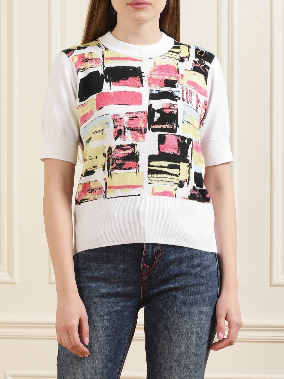 

Fred Perry White & light cyan Print Top