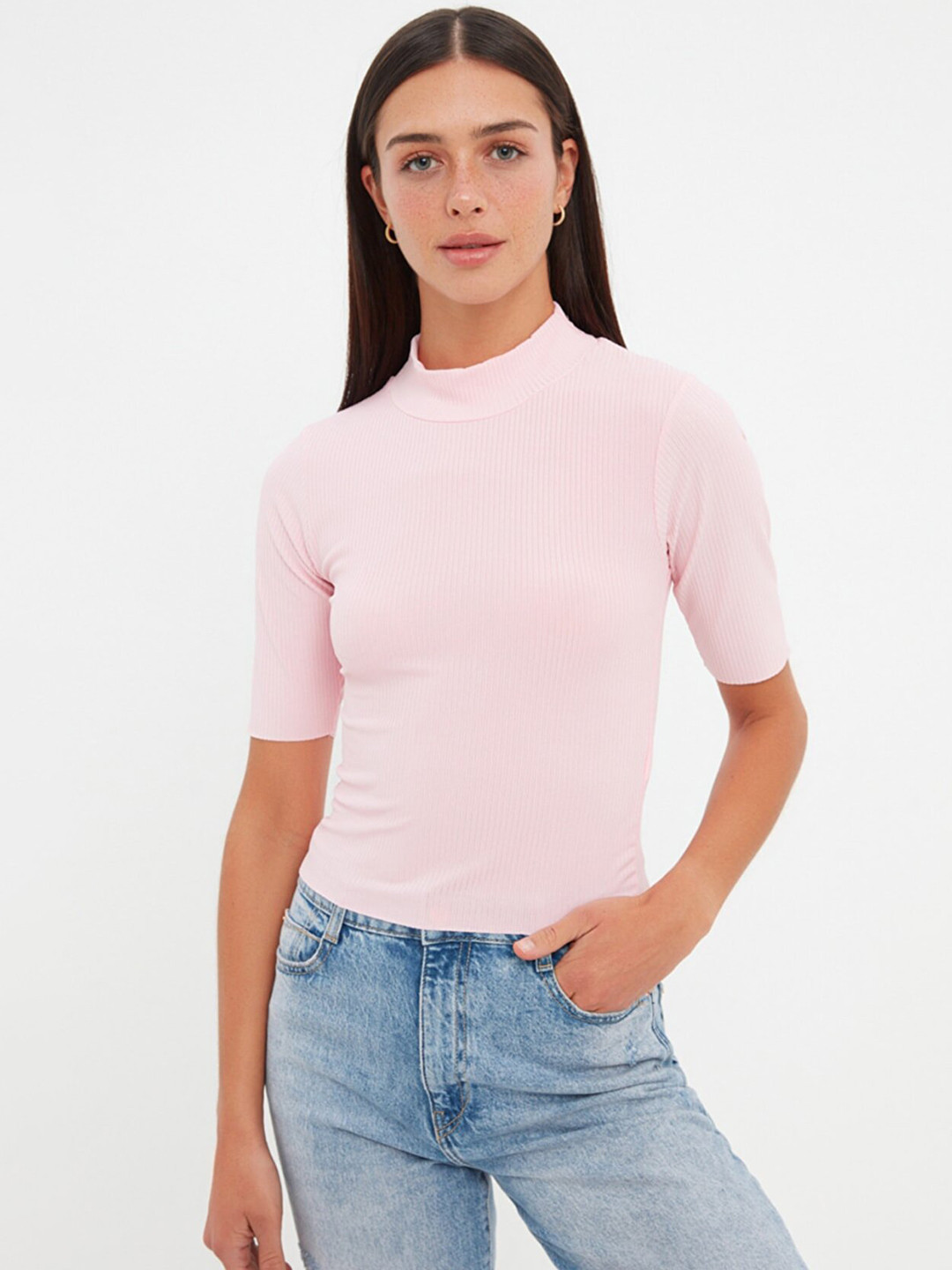 

Trendyol Pink Solid Ribbed Fitted Top