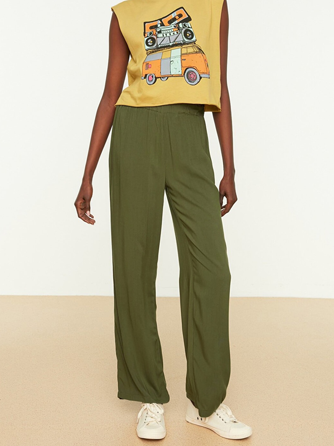 

Trendyol Women Olive Green High-Rise Wide Leg Trousers