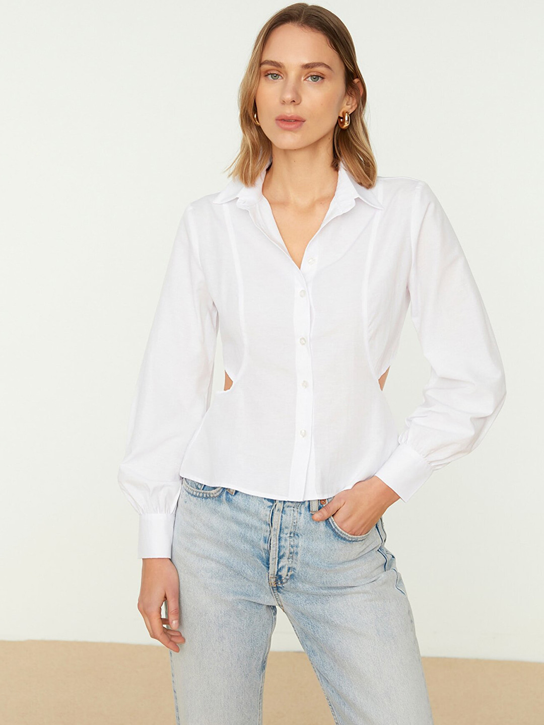 

Trendyol Women Off White Solid Casual Shirt