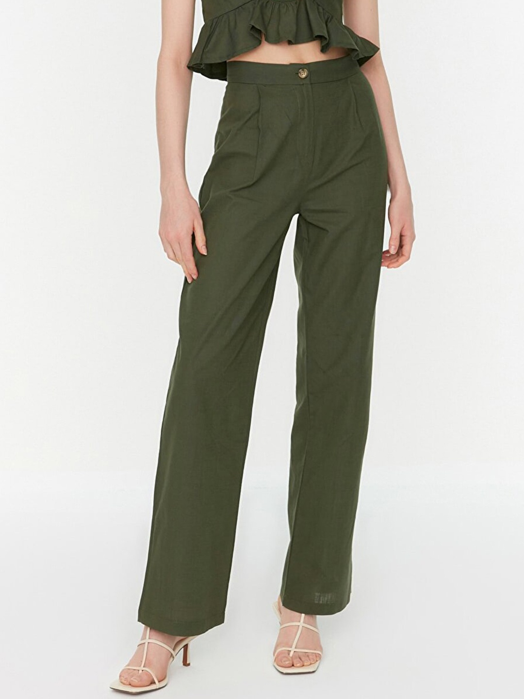 

Trendyol Women Olive Green Solid Straight Fit Wide Leg High-Rise Pleated Woven Trousers