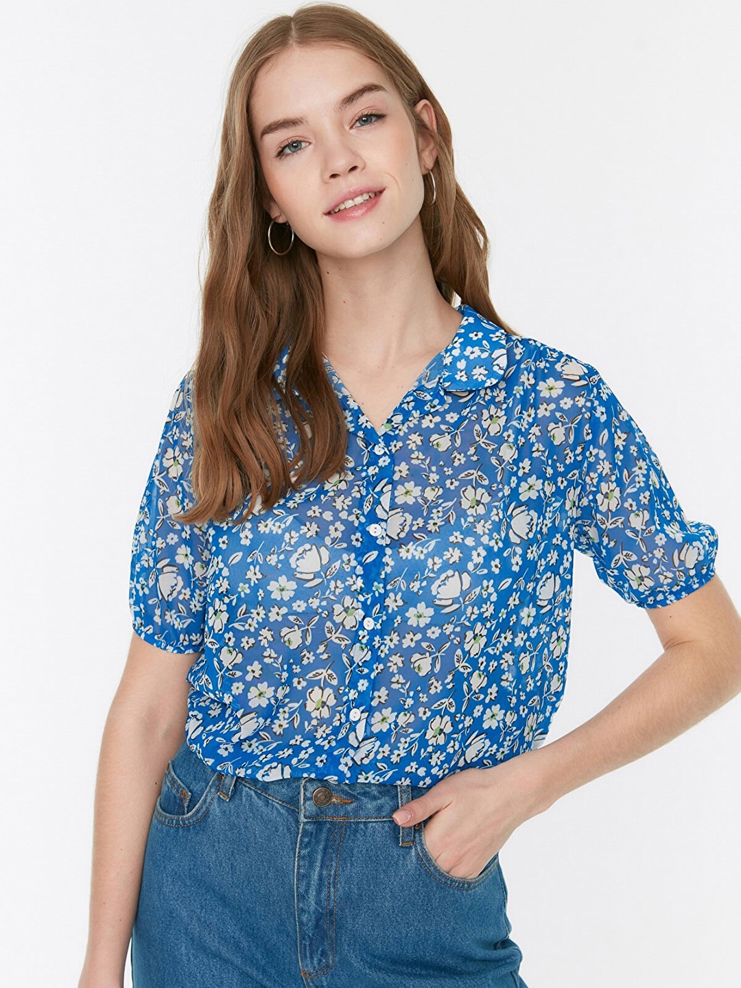 

Trendyol Women Blue & White Floral Printed Semi Sheer Casual Shirt
