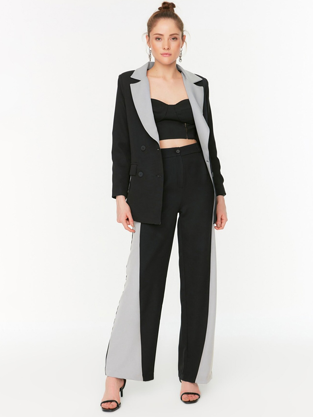 

Trendyol Women Black & Grey Colourblocked Flared High-Rise Pleated Trousers