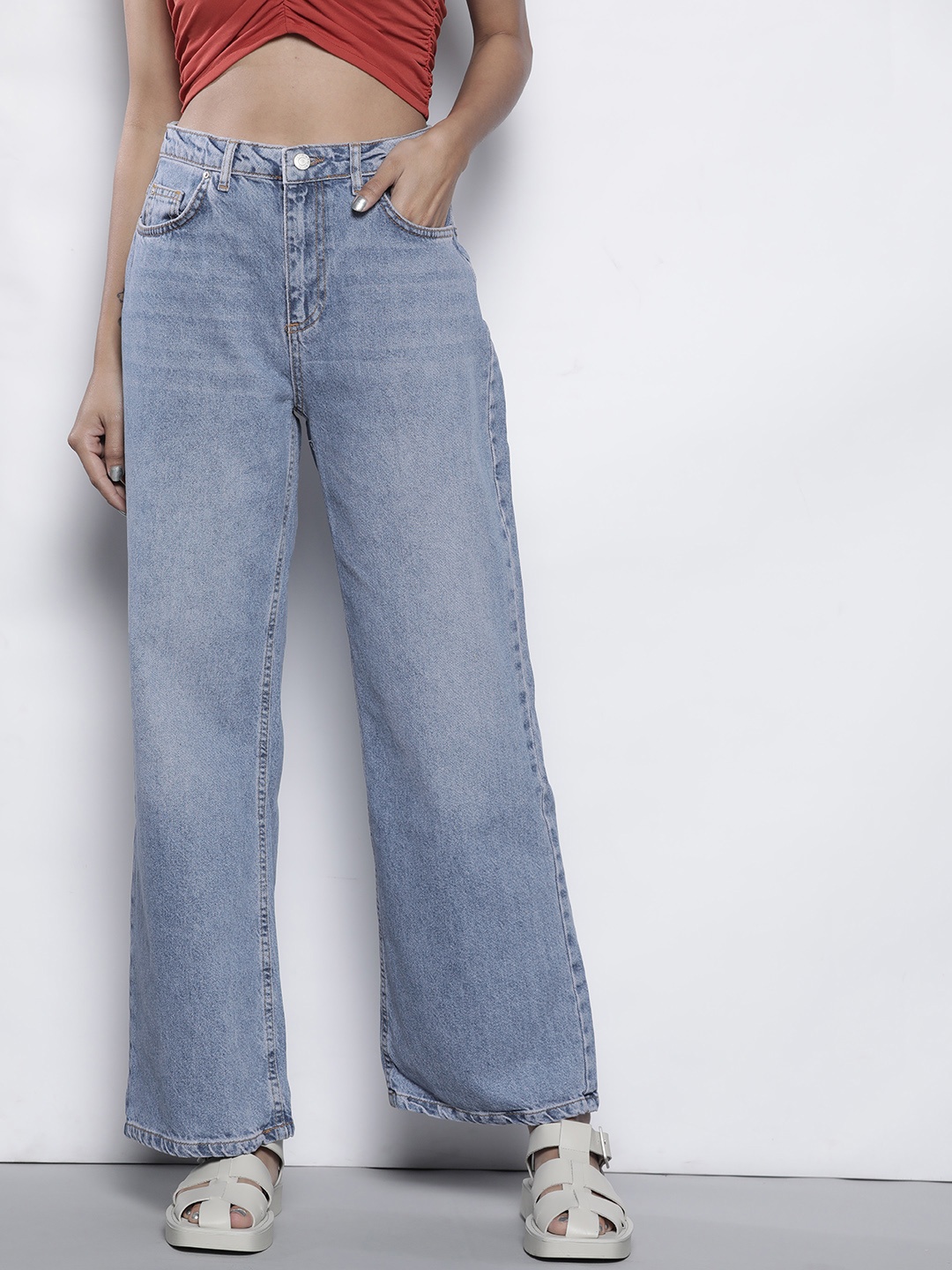

Trendyol Women Blue Wide Leg High-Rise Light Fade Jeans