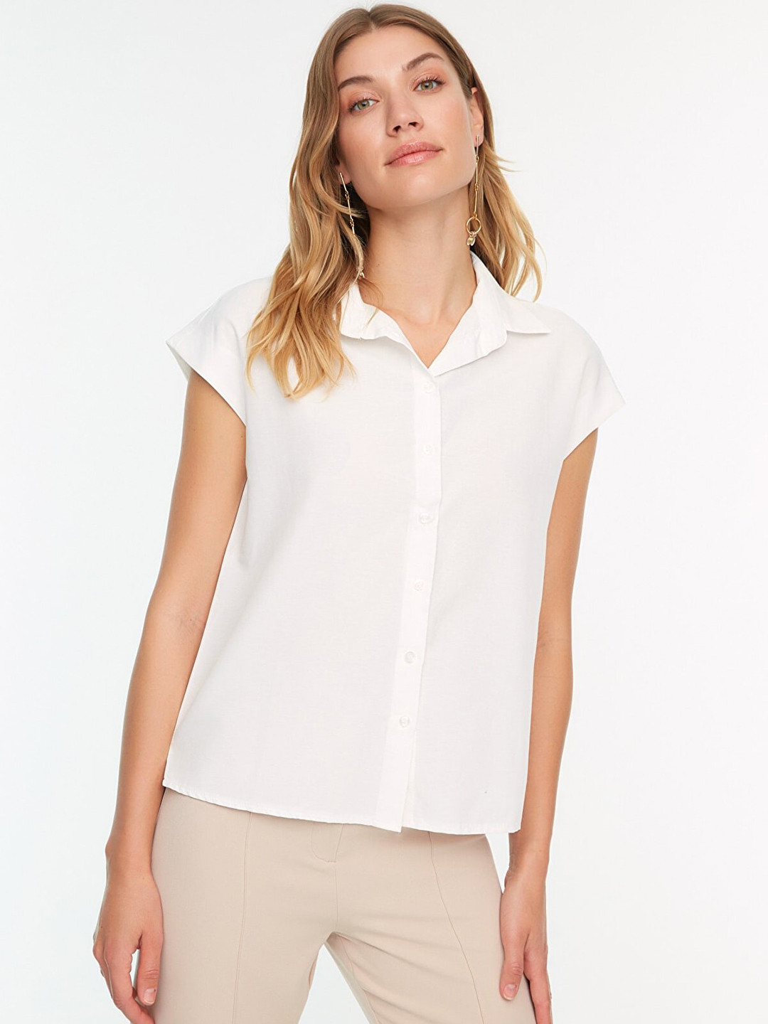 

Trendyol Women Off White Solid Casual Shirt