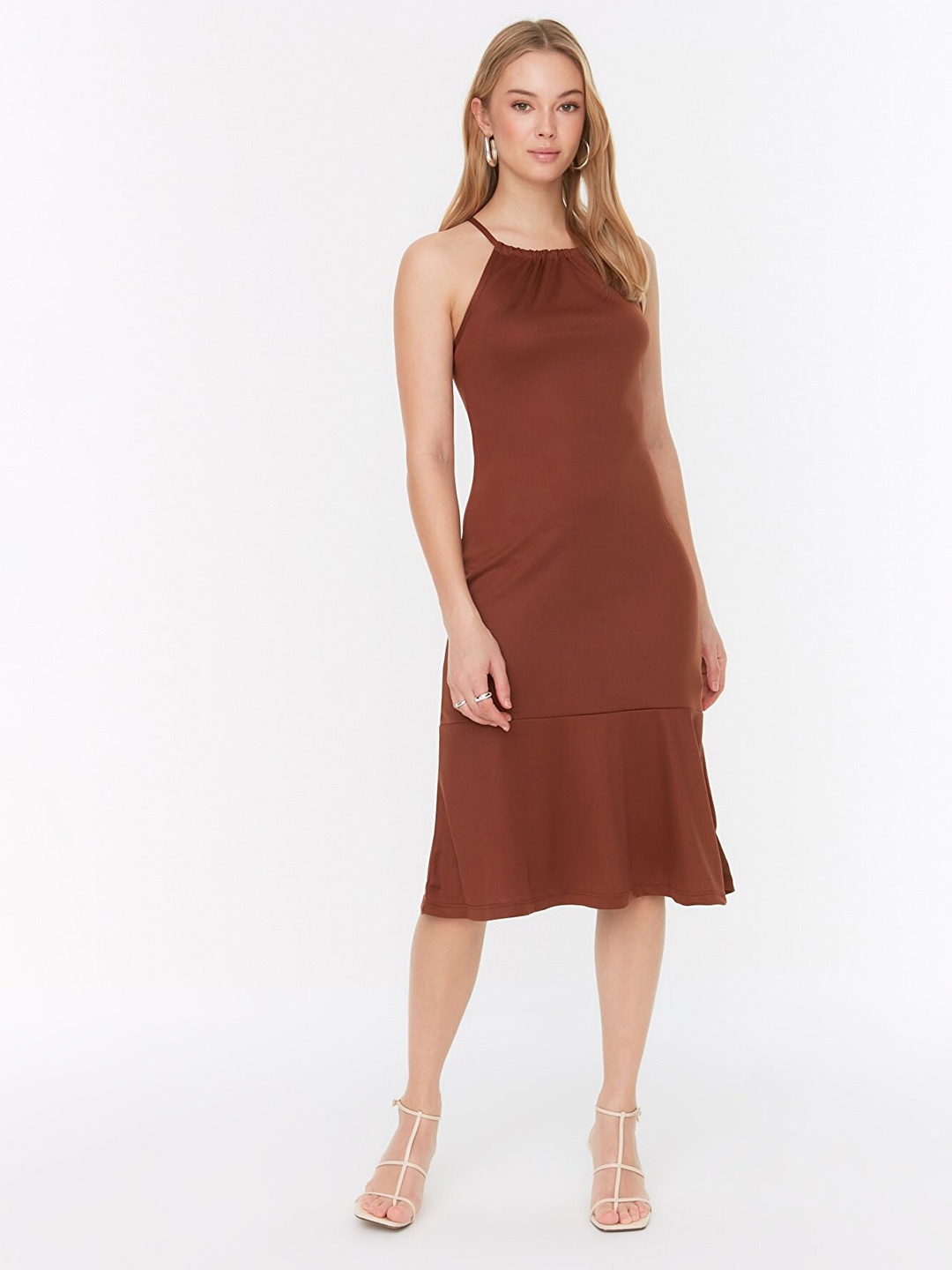 

Trendyol Brown Solid Flounce Hem A-Line Midi Dress