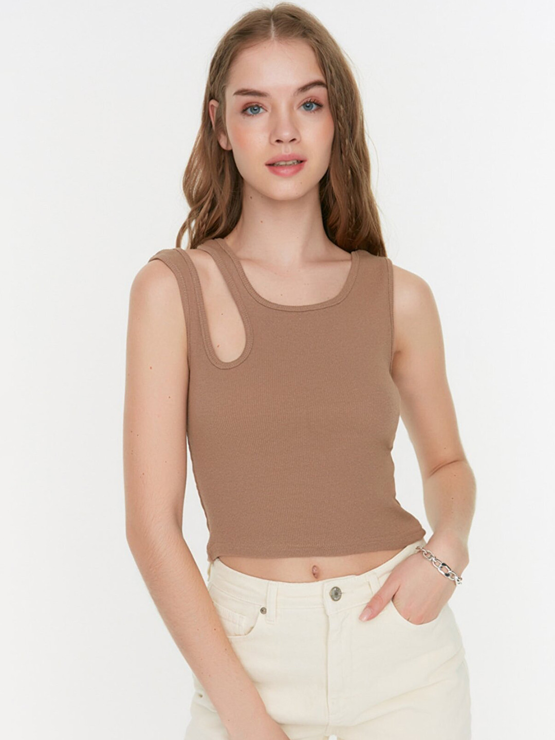 

Trendyol Brown Ribbed Crop Top