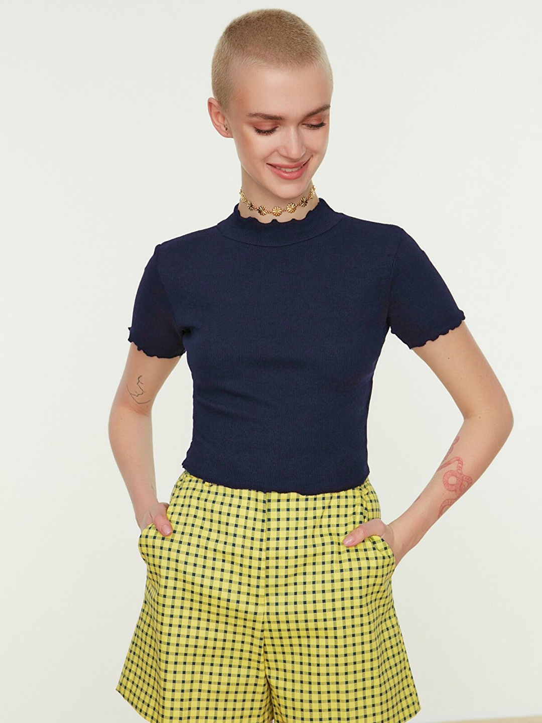 

Trendyol Women Navy Blue Ribbed Top