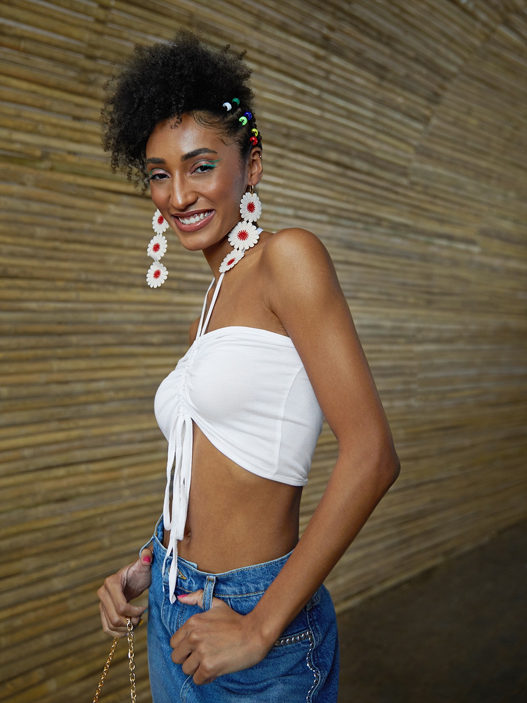 

Trendyol Women White Solid Ruched Halter Neck Crop Top