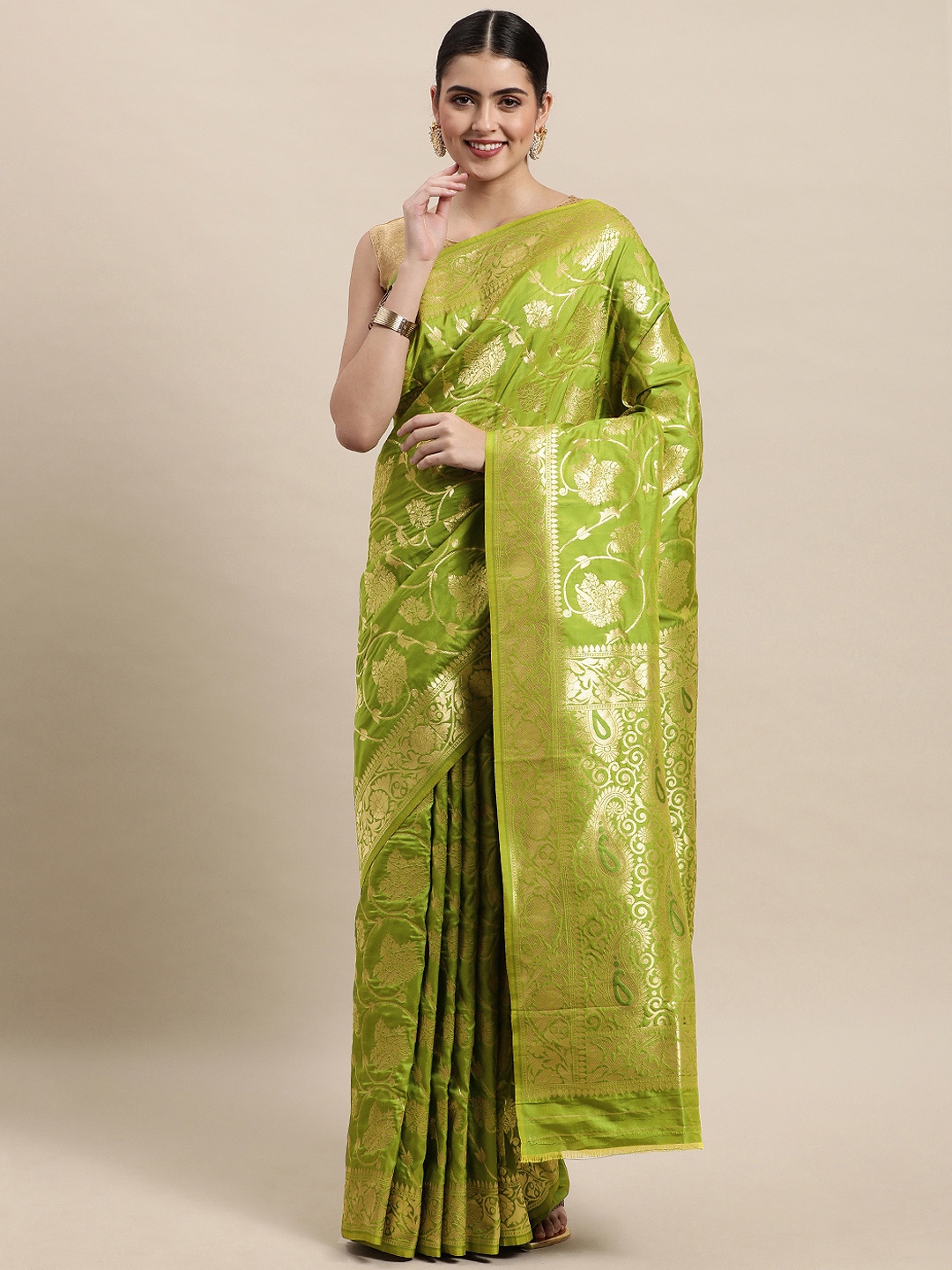 

Royal Rajgharana Saree Green & Silver Woven Design Banarasi Saree