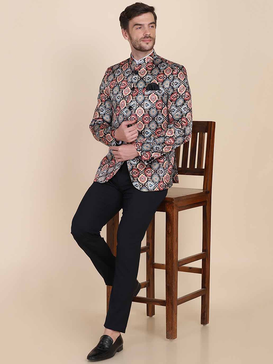 

TAHVO Men Black & Peach Printed Two-Piece Badhgala Suit