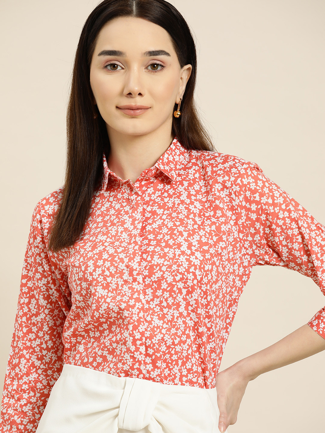 

Hancock Women Coral Standard Slim Fit Floral Printed Pure Cotton Formal Shirt