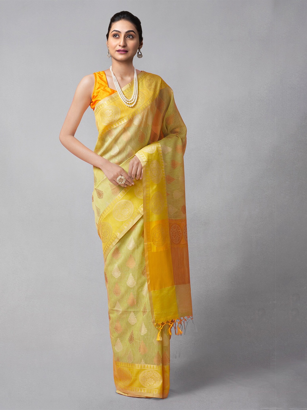 

Unnati Silks Green & Gold-Toned Woven Design Zari Silk Cotton Banarasi Saree
