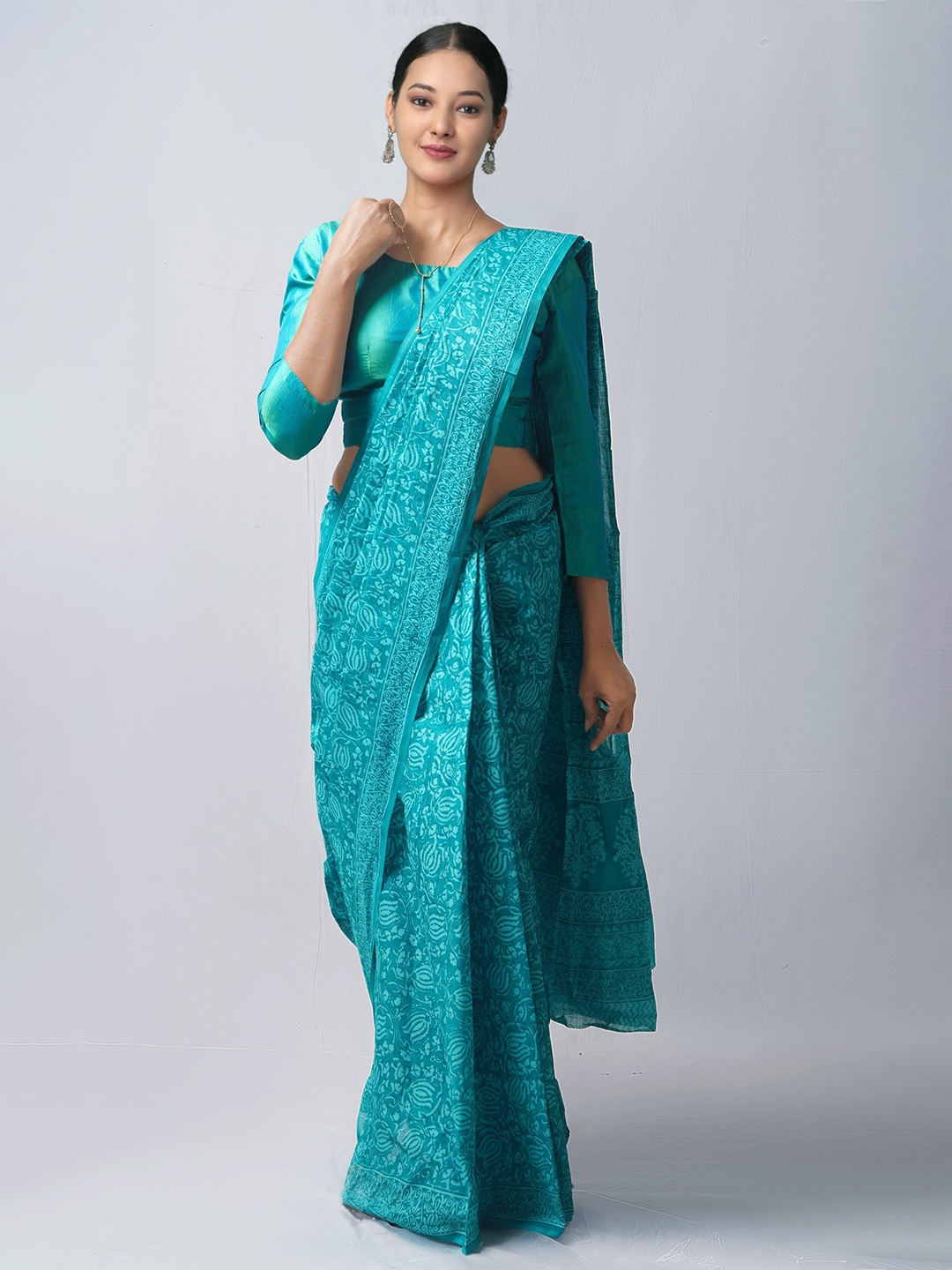 

Unnati Silks Green & Teal Ethnic Motifs Pure Cotton Block Print Saree