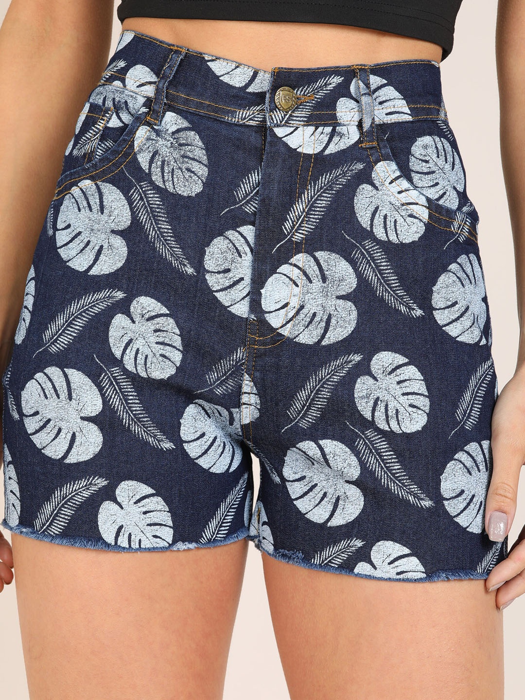 

MONTREZ Women Blue Floral Printed High-Rise Denim Shorts