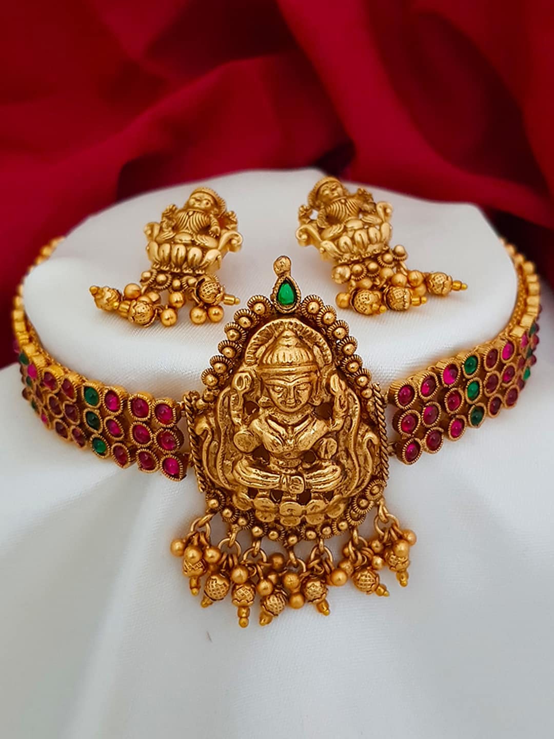 

GRIIHAM Gold-Plated Red & Green AD-Studded & Beaded Jewellery Set