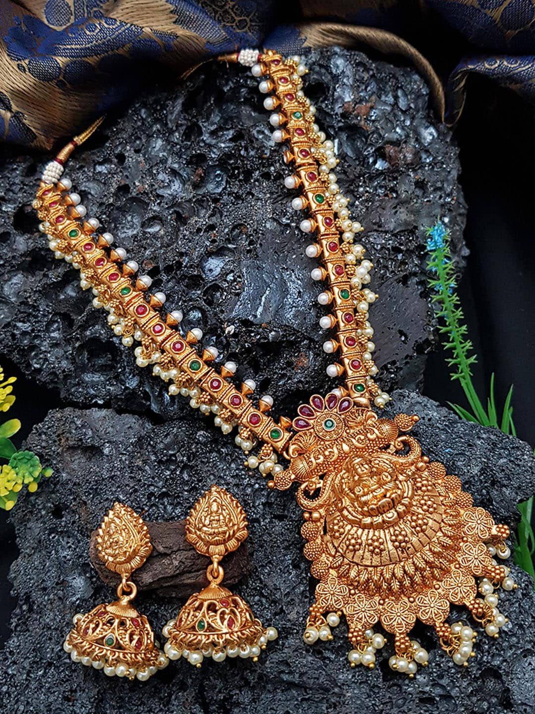 

GRIIHAM Gold-Plated Pink & Green AD-Studded & Beaded Jewellery Set