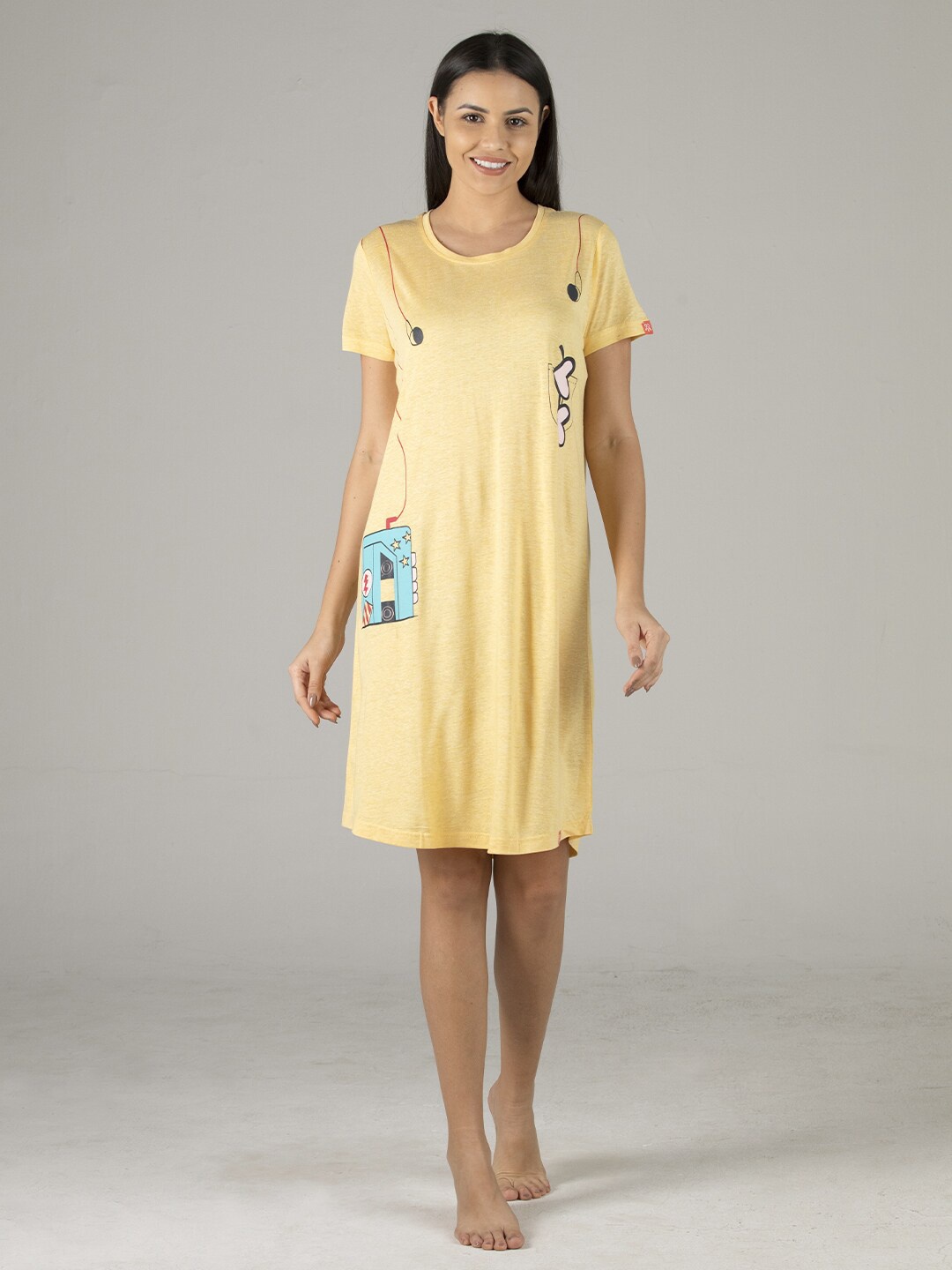

evolove Yellow Printed Nightdress