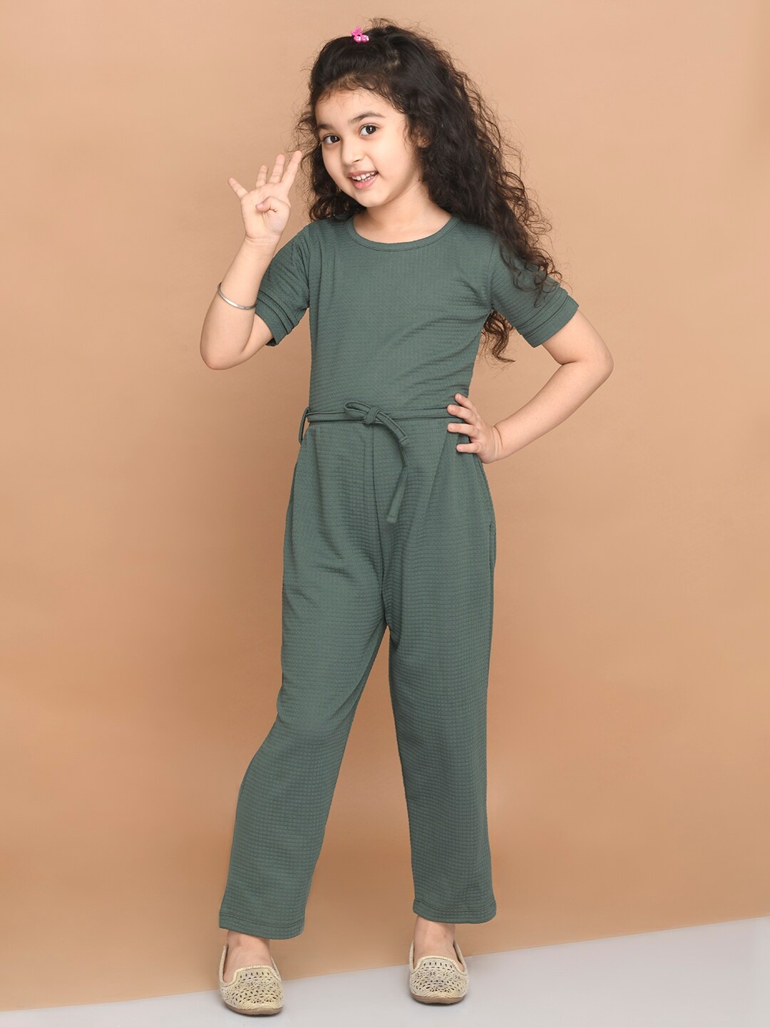 

LilPicks Girls Green Basic Jumpsuit