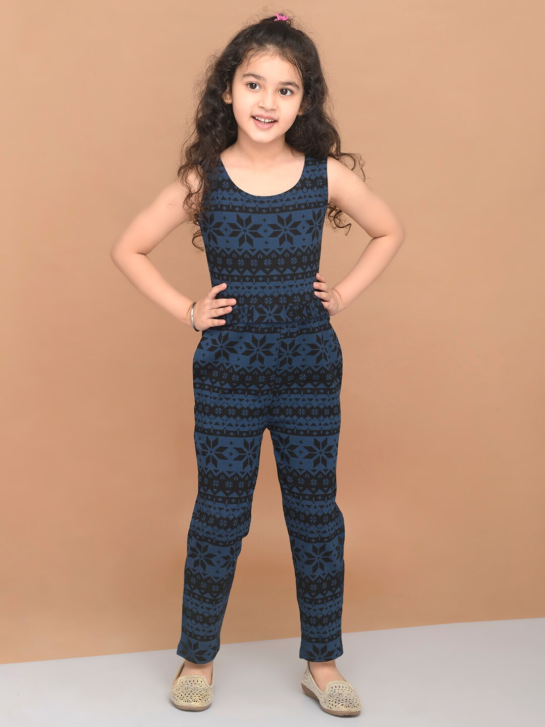 

LilPicks Girls Navy Blue & Black Printed Basic Jumpsuit