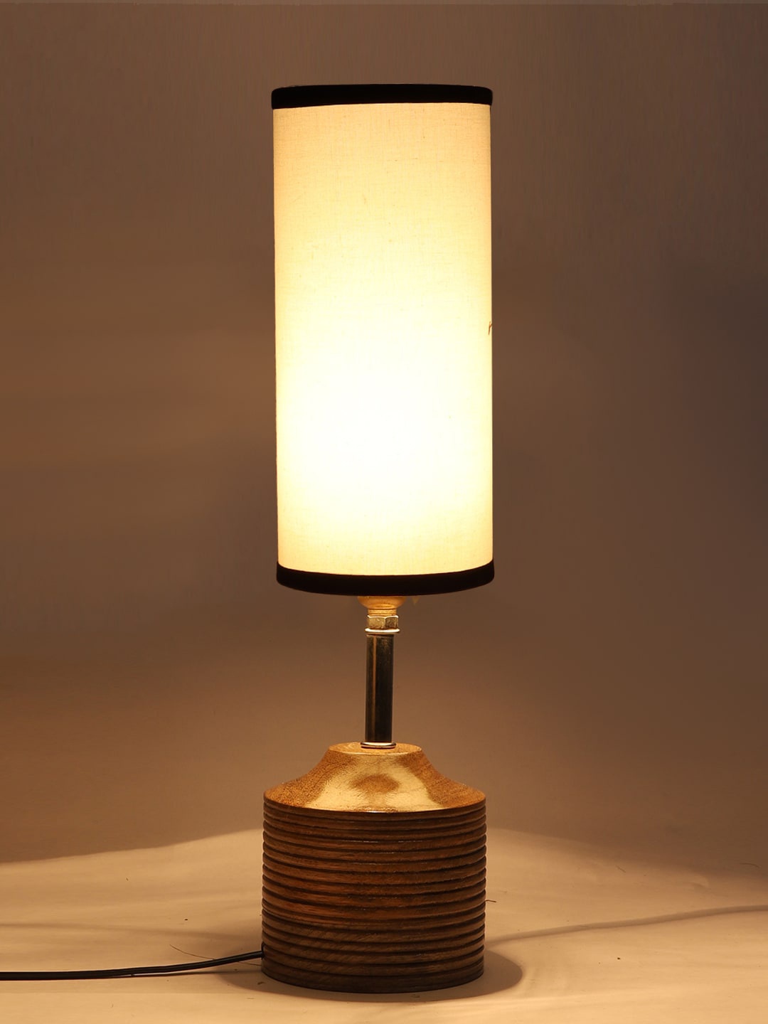 

Devansh White Textured Table Lamps