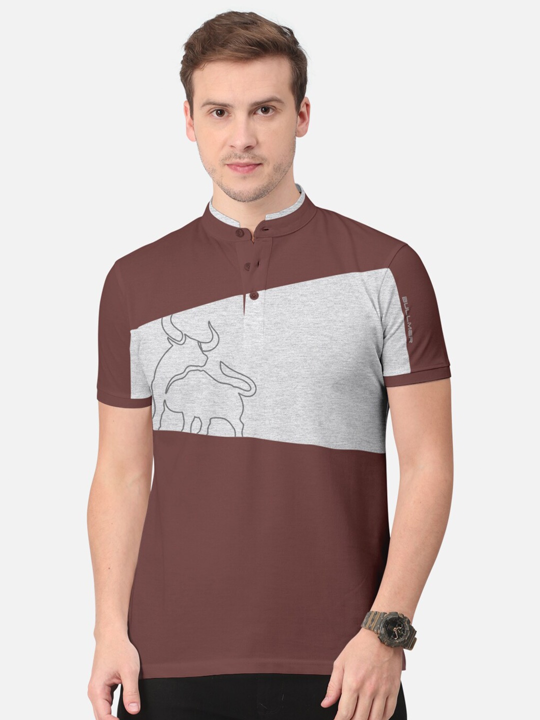 

BULLMER Men Taupe Colourblocked Mandarin Collar Bio Finish T-shirt