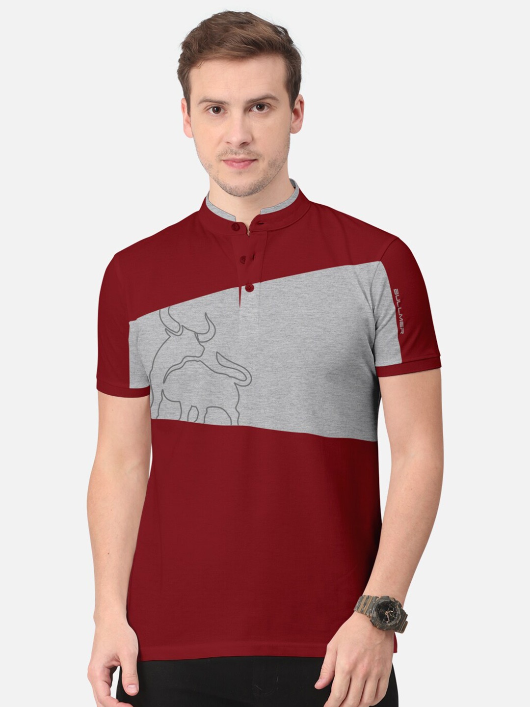

BULLMER Men Maroon Colourblocked Mandarin Collar Bio Finish T-shirt