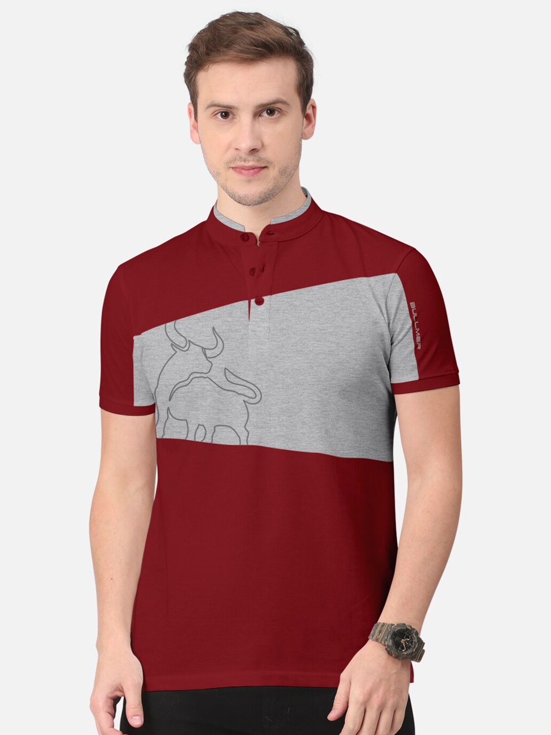 

BULLMER Men Maroon Colourblocked Mandarin Collar Bio Finish T-shirt