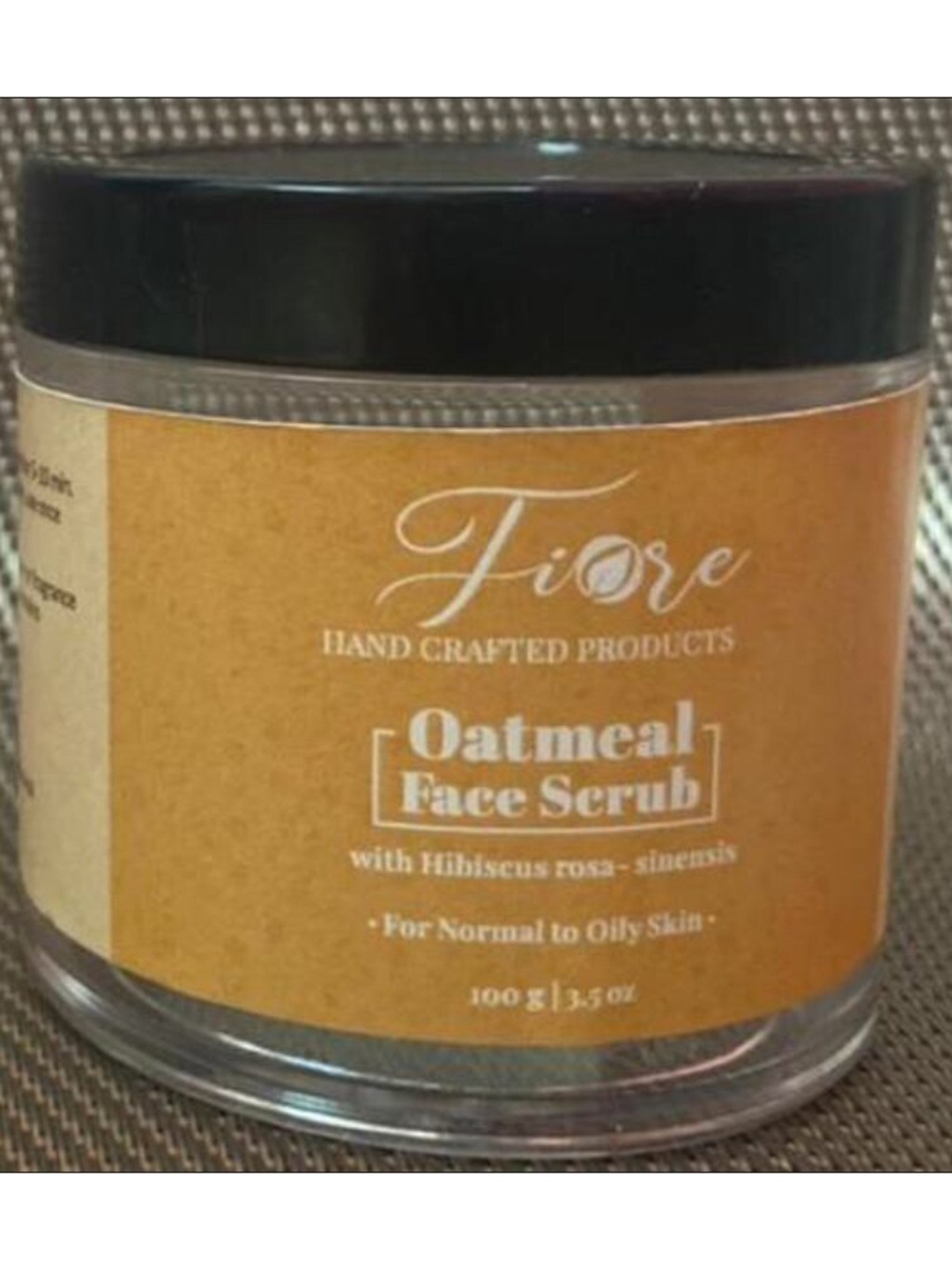 

Fiore Hibiscus rosa sinensis Oatmeal Scrub 100gm, White