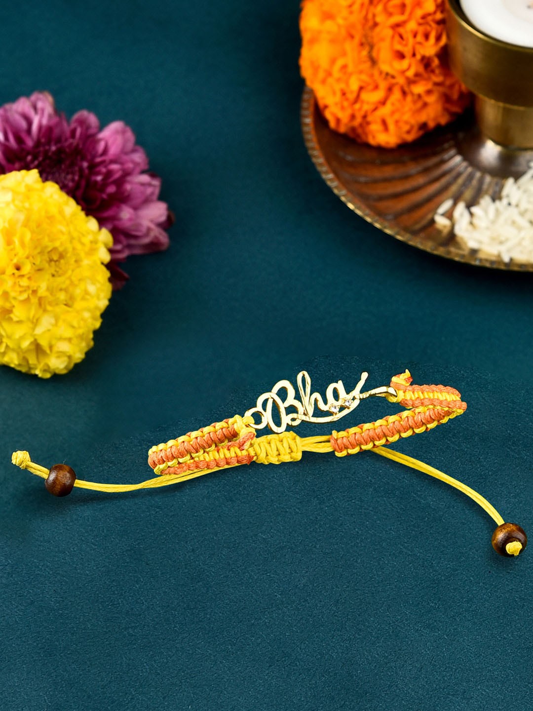 

ToniQ Men Gold-Plated & Yellow Threaded Rakhi