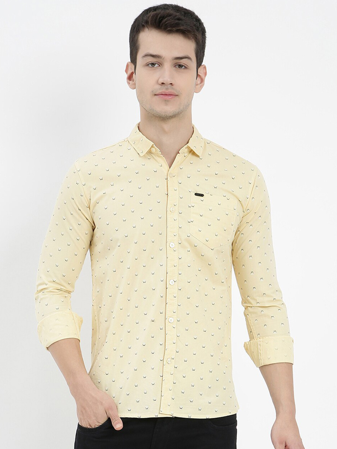 

V2 Value & Variety Men Yellow Printed Casual Shirt