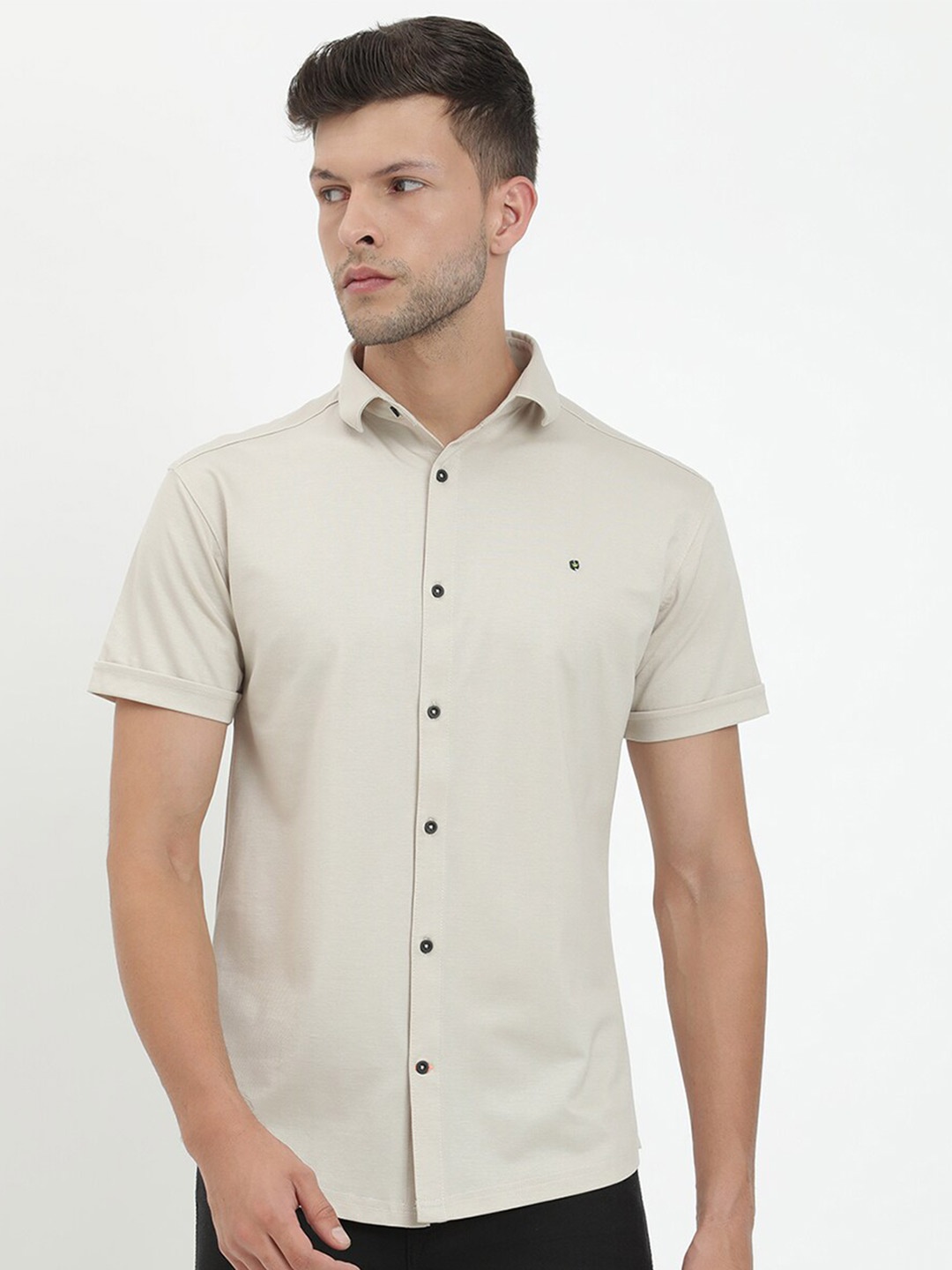

V2 Value & Variety Men Beige Casual Shirt